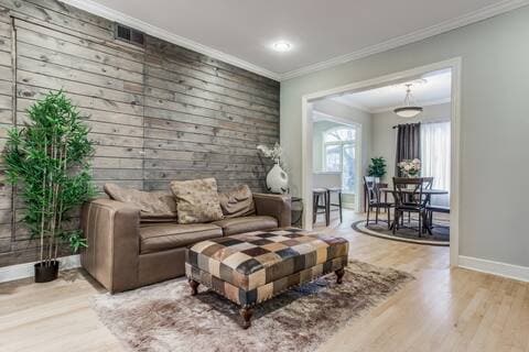 property at 4011 Roswell St