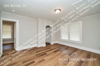 306 Bethel St NE in Hartselle, AL - Building Photo - Building Photo