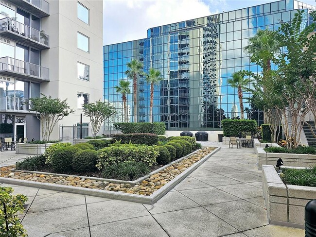 155 S Court Ave in Orlando, FL - Building Photo - Building Photo