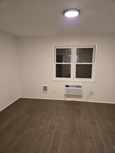 77 Juniper Rd in Bethel, CT - Building Photo - Building Photo