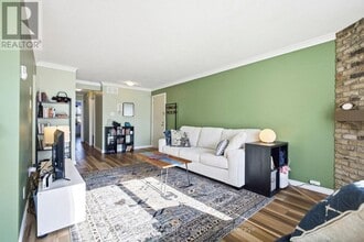 39 Stonehaven Dr in Ottawa, ON - Building Photo - Building Photo