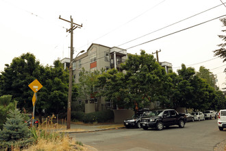 Howell Street Apartments in Seattle, WA - Building Photo - Building Photo