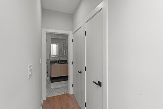 1926 S May St, Unit 1R in Chicago, IL - Building Photo - Building Photo
