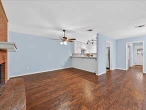 5934 Royal Club Dr in Arlington, TX - Building Photo - Building Photo