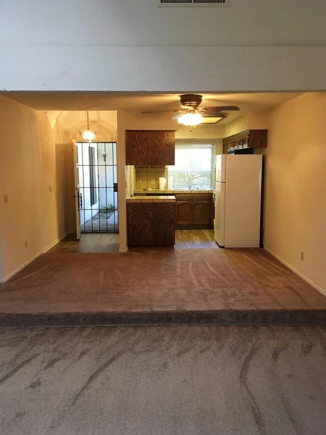 1537 W Boston Ave in Fresno, CA - Building Photo - Building Photo