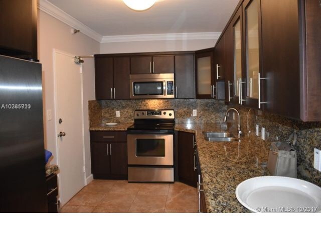 10185 Collins Ave-Unit -309A in Bal Harbour, FL - Building Photo