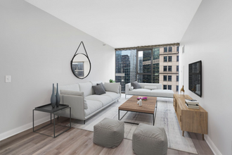 216 N Wells St in Chicago, IL - Building Photo - Building Photo