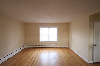 3151 N Melvina Ave in Chicago, IL - Building Photo - Building Photo