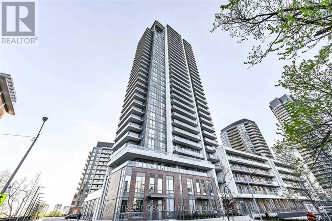 property at 32-3332 Forest Manor Rd