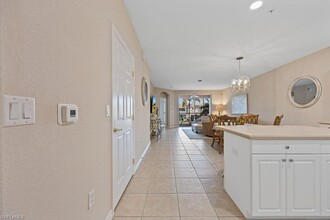 9621 Spanish Moss Way, Unit 3824 in Bonita Springs, FL - Building Photo - Building Photo