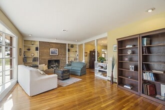 71 Bemis Rd in Holyoke, MA - Building Photo - Building Photo
