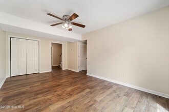 121 Lance Ct in Jacksonville, NC - Foto de edificio - Building Photo