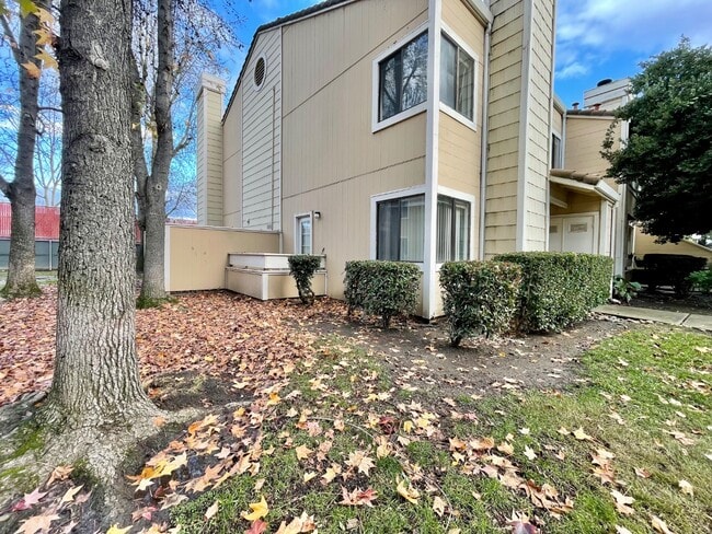 property at 1661 Pyrenees Ave