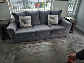 18989 NE Marine Dr in Portland, OR - Building Photo - Building Photo