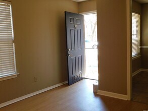 12721 Valleywood Dr in Little Rock, AR - Building Photo - Building Photo