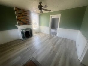 23 Pine St in Gallipolis, OH - Building Photo - Building Photo