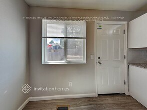 4895 S Pagosa Cir in Aurora, CO - Building Photo - Building Photo