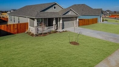 10620 N 120th E Ave in Owasso, OK - Building Photo - Building Photo