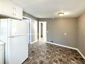 937 Hickory Dr in Birmingham, AL - Foto de edificio - Building Photo