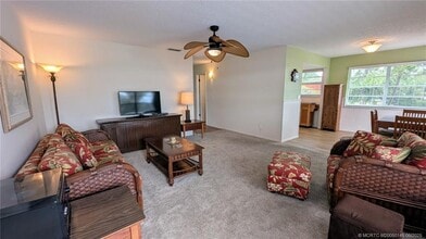 2929 SE Ocean Blvd in Stuart, FL - Building Photo - Building Photo