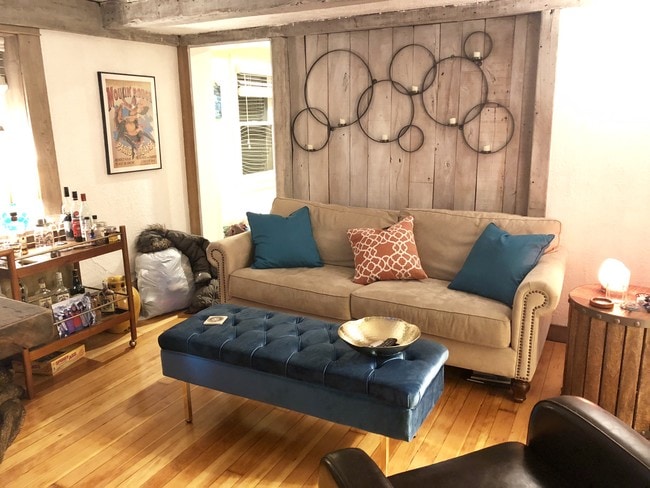 746 Bayview Dr in Hermosa Beach, CA - Building Photo - Building Photo