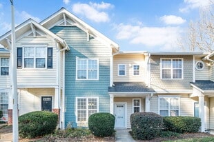 2204 Valley Haven Dr in Raleigh, NC - Building Photo