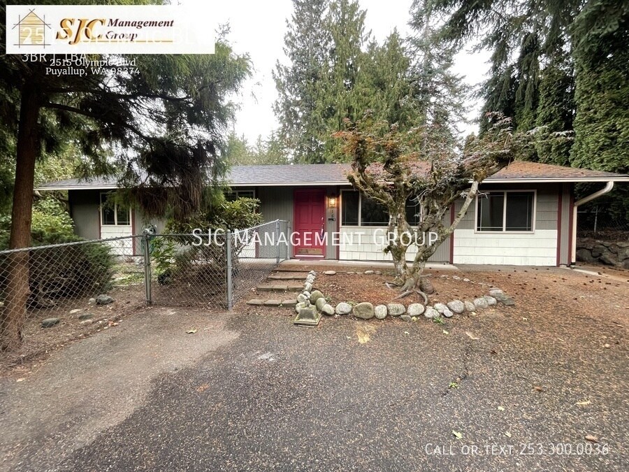 2515 Olympic Blvd in Puyallup, WA - Building Photo