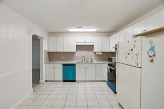 773 Melissa Dr in Hinesville, GA - Building Photo - Building Photo