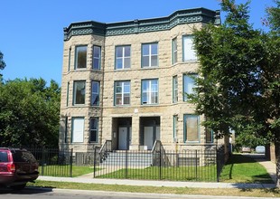 7220-7222 S Wentworth Ave in Chicago, IL - Building Photo - Building Photo