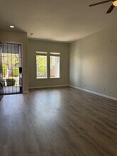 206 Oxburough Dr in Folsom, CA - Building Photo - Building Photo