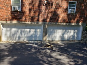 4753 Rapid Run Rd, Unit Apt 4 in Cincinnati, OH - Foto de edificio - Building Photo