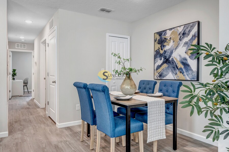 6481 Breezy Oaks Wy in Jacksonville, FL - Building Photo