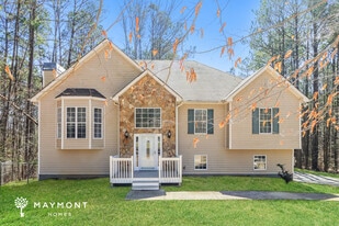 389 Tapley Rd in Villa Rica, GA - Building Photo