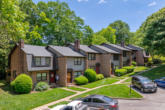 Village Square Condominiums in Carrollton, GA - Building Photo - Building Photo