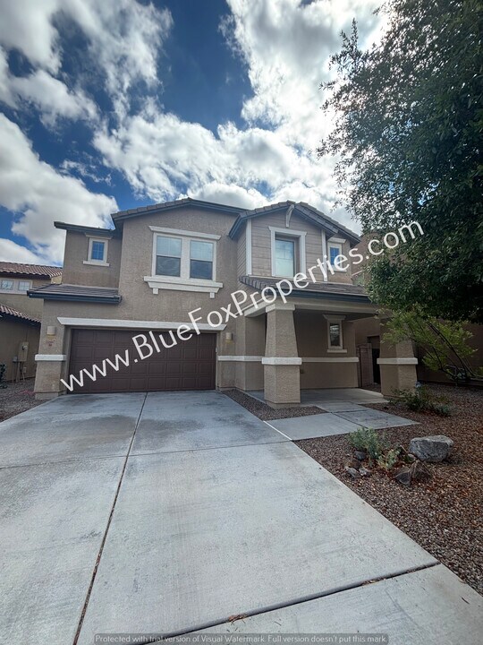 10447 S Boot Hill Way in Vail, AZ - Building Photo