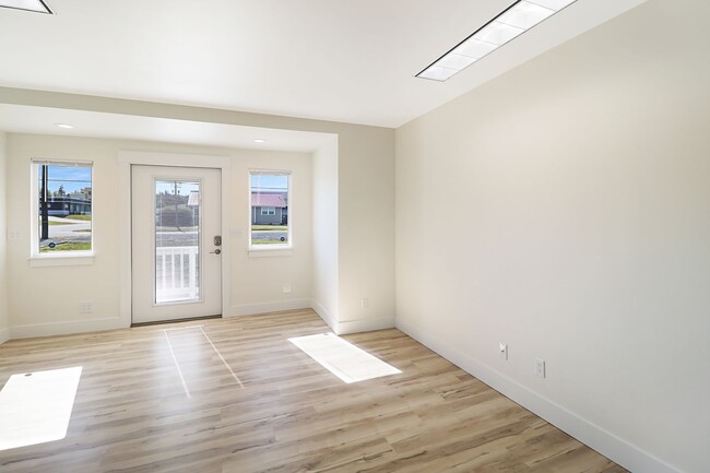 814 28th St in Anacortes, WA - Building Photo - Building Photo