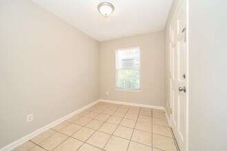 8338 Argyle Corners Ct in Jacksonville, FL - Building Photo - Building Photo