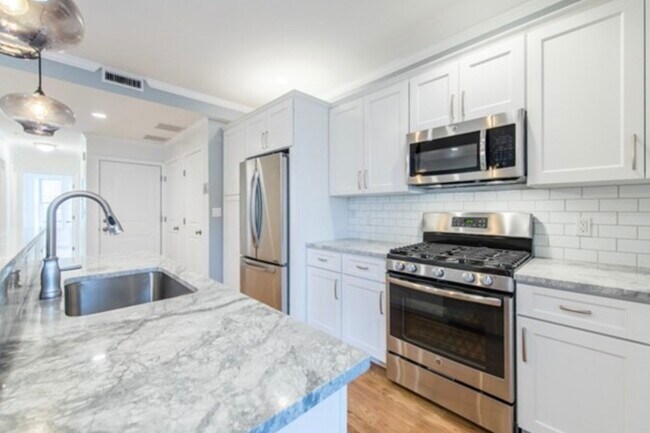 property at 242 W Fifth St
