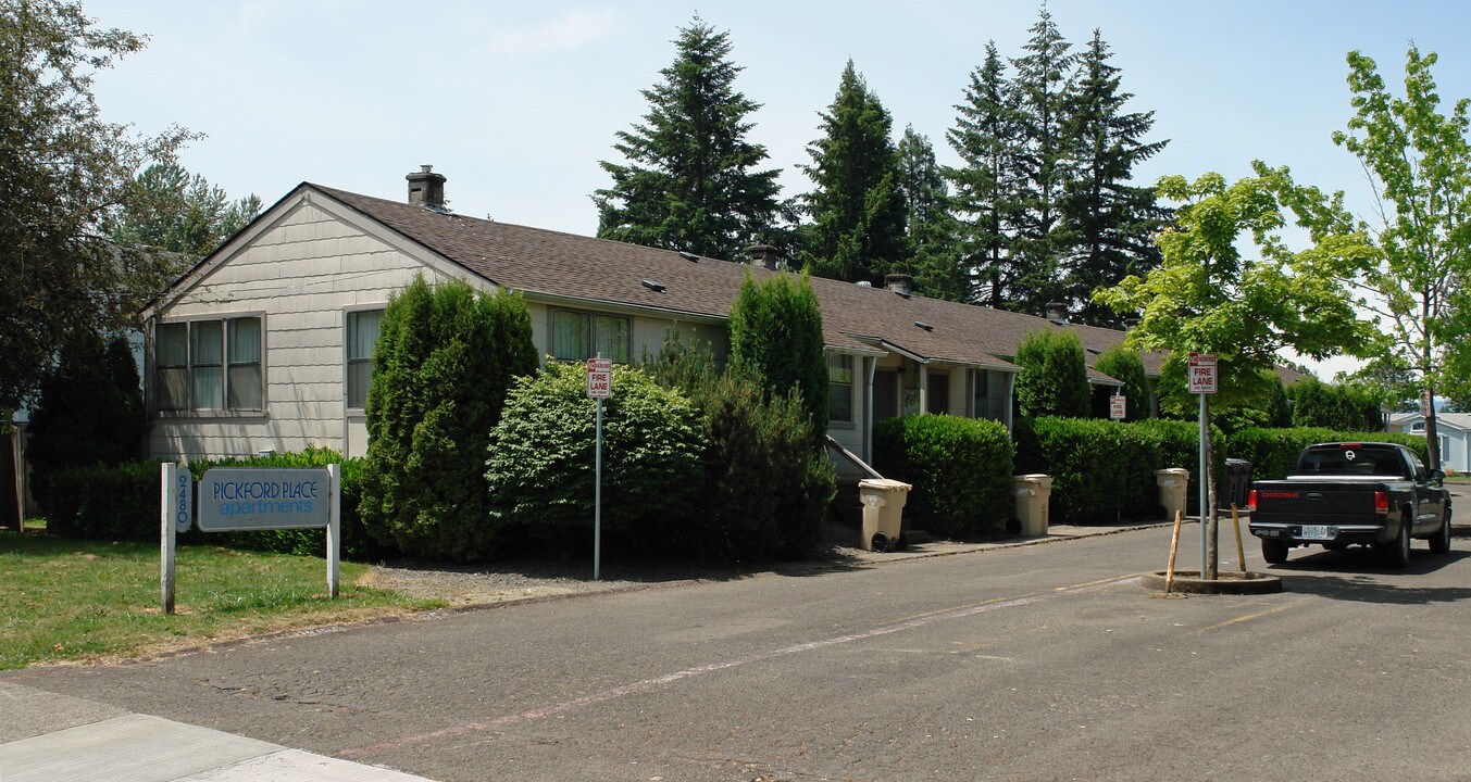 Pickford Place Apartments in Corvallis, OR - Building Photo