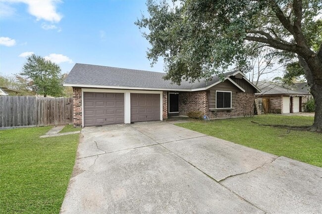 21518 Greenham Dr in Spring, TX - Building Photo - Building Photo
