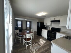 326 Elm St, Unit A in Perryville, MD - Building Photo - Building Photo