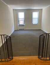 41-21 42nd St in Queens, NY - Building Photo - Building Photo