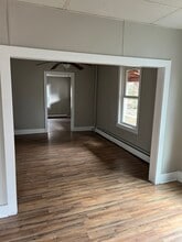 548-2 1/2 2 1/2 St in Catawissa, PA - Building Photo - Building Photo