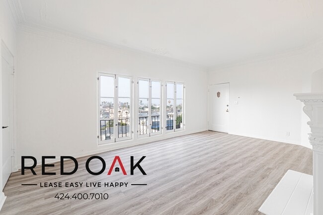 property at 312 3/4-314 Mariposa Ave