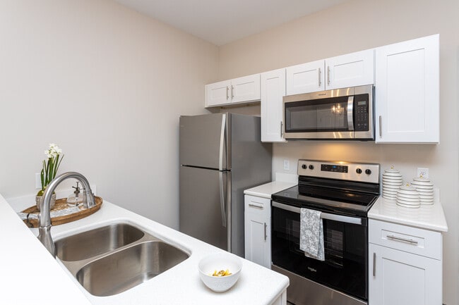 Retreat at Leisure Living in Evansville, IN - Building Photo - Interior Photo