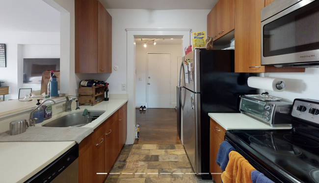 property at 492 Massachusetts Ave