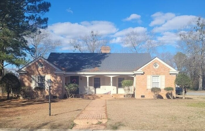 600 N Howard Cir in Tarboro, NC - Building Photo