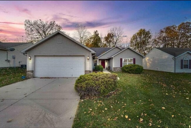 property at 3136 Stratus Dr