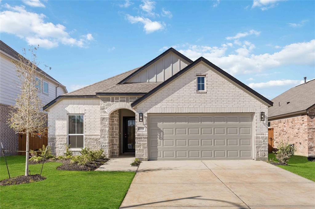 22026 Villa Ter Dr in Hockley, TX - Building Photo