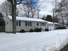 118 Pako Ave in Keene, NH - Building Photo